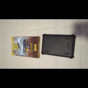 NWT OtterBox defender rugged protection series iPad mini 4